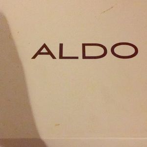 Aldo light pink clarisse shoes with buckle